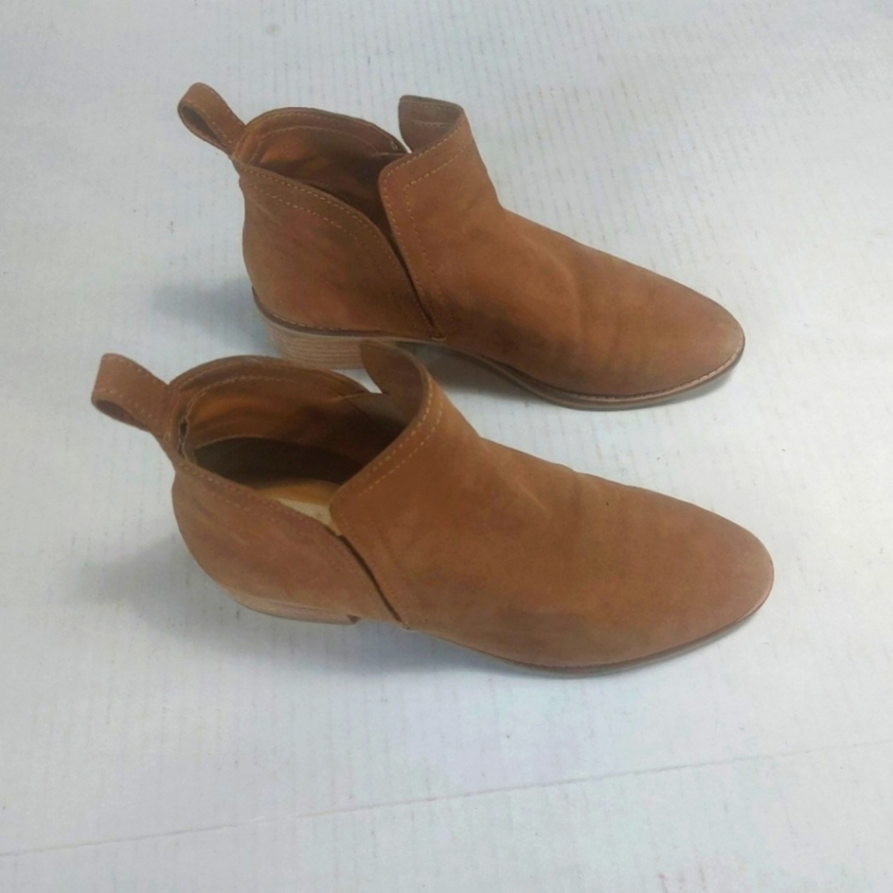 DOLCE VITA Brown Ankle Boots Size 8M